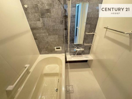�����@�������������l�̕��͋C�̃o�X���[���́A�����o�Ă��ăo�X�^�C�����[���I
���d���撣���Ă��邲�J���ɂ��D�݂̓����̓����܂����āA�y����ł݂Ă͂������ł��傤���H
