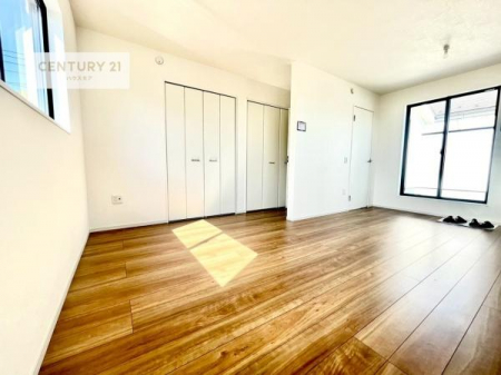 �Q���@�o���R�j�[�ɖʂ��Ă���m���ł��B���邭�����肪����A���C����������ł��܂��I���N���āA�O�ɏo�Ĕw�L�т����[�ċz�����ǂ������}������邱�Ƃ��ł��܂��B