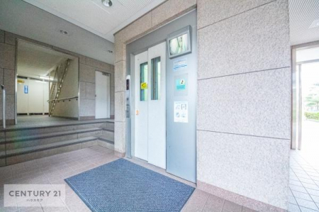 ���̑����p���@�G���x�[�^�[�����ŁA���X�̈ړ������K�B
�����̓��₨�ו��̑������ł��A�X���[�Y�ɂ��A��������܂��I