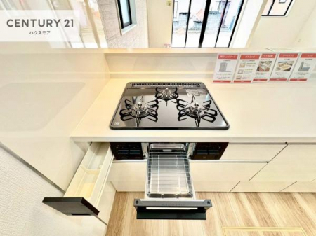 �L�b�`���@�R�����͎O������̂ł������̓����i�s���ł��܂��B
�������O�����t���ł��B�����X�y�[�X���L�X���Ă���׍�Ƃ����₷���I�g�����肪�ǂ��V�X�e���L�b�`���ł��I