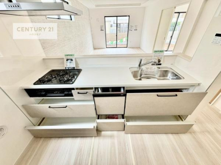 �L�b�`���@���[�X�y�[�X���L�x�ŁA�����X�y�[�X���X�b�L���ƕЕt���Ђ�`�����p�ł��܂��I
���K�ɍ�Ƃ��ł��܂��I�����̗���������܂��I
