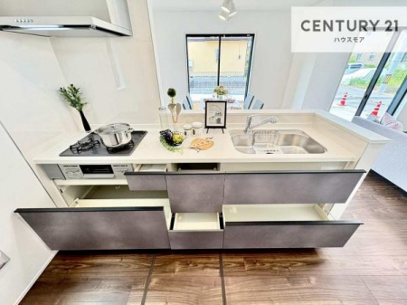 �L�b�`���@���[�X�y�[�X���L�x�ŁA�����X�y�[�X���X�b�L���ƕЕt���Ђ�`�����p�ł��܂��I
���K�ɍ�Ƃ��ł��܂��I�����̗���������܂��I