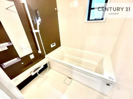 �����@�������������l�̕��͋C�̃o�X���[���́A�����o�Ă��ăo�X�^�C�����[���I
���d���撣���Ă��邲�J���ɂ��D�݂̍���̓����܂����āA�y����ł݂Ă͂������ł��傤���H