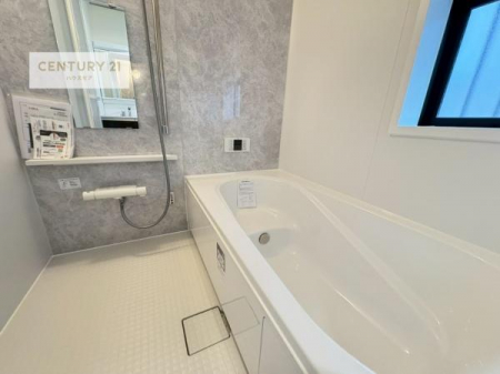 �����@�L�X�o�X�ň���̔������t���b�V���B�����L�΂���̂ŁA�����ɂ��������ƐZ����܂��ˁI�����̃o�X�^�C�����y���݂ɂȂ�܂��B