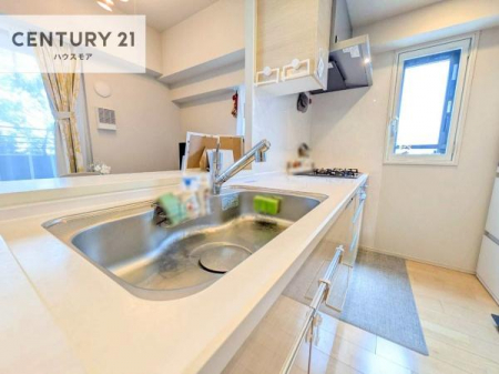 �L�b�`���@���C�h�ȃV���N�ł��ˁI�������˂ɂ������������₷���Ǝ����y�X�d�l�̃V�X�e���L�b�`���ł��I
�f�U�C�����Ƌ@�\�������˂��L�b�`���Ő�����������܂��ˁI