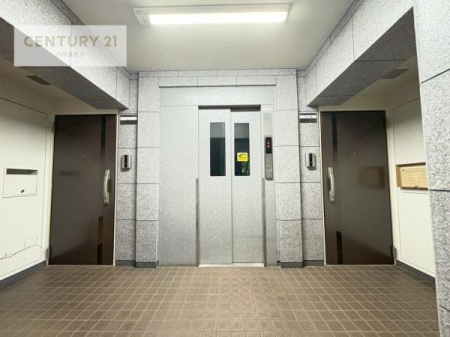 ���̑����p���@�G���x�[�^�[�����ŁA���X�̈ړ������K�B
�����̓��₨�ו��̑������ł��A�X���[�Y�ɂ��A��������܂��I