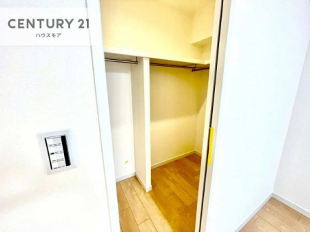���[�@�E�H�[�N�C���N���[�[�b�g�t���ł��B��������̂��m���Ȃǂ����[���Ă��������ł��ˁI���ɂ���@�������ȂǋG�ߕ��̑傫�ȉƓd�����[�ł��܂��I