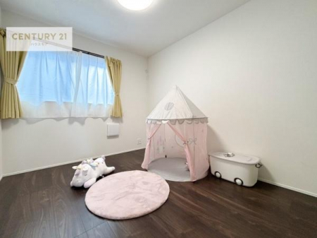 �����\�z�}(����)�@���邭���ʂ��̗ǂ������ł��B�u�V���v���v�Ƀf�U�C�����ꂽ�����B���R�x�������̂ŉƋ�⃌�C�A�E�g�ł��D�݂̋�Ԃ�n��グ���܂��B�i���d�l�j