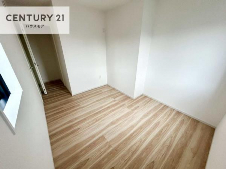 �m���@���[�X�y�[�X�����Ă��܂��I�������X�b�L�����ڂ��鎖���ł��܂��ˁB
�Ƌ��I�΂Ȃ��V���v���ȃf�U�C���ׁ̈A�Ƌ��I�΂����C�ɓ���̋�ԍ�肪�ł������ł��ˁB