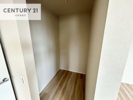 ���[�@�E�H�[�N�C���N���[�[�b�g�t���ł��B��������̂��m���Ȃǂ����[���Ă��������ł��ˁI���ɂ���@�������ȂǋG�ߕ��̑傫�ȉƓd�����[�ł��܂��I