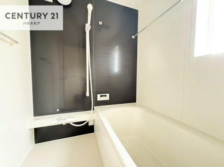 �����@�������������l�̕��͋C�̃o�X���[���́A�����o�Ă��ăo�X�^�C�����[���I
���d���撣���Ă��邲�J���ɂ��D�݂̍���̓����܂����āA�y����ł݂Ă͂������ł��傤���H