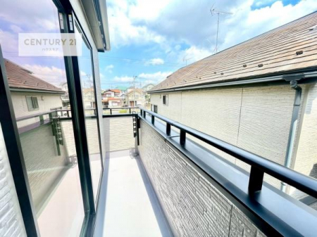 �o���R�j�[�@�z������̗ǂ��o���R�j�[�ŁA�����󕨂��悭���������ł��ˁI
���V�C�̗ǂ����ɂ̓o���R�j�[�֏o�ă��t���b�V������̂��C�����悳�����ł��B