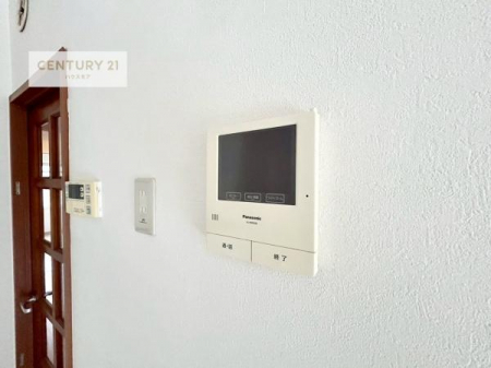 ���̑����ρ@TV���j�^�[�t���C���^�[�z��������A�K��҂��f���Ŋm�F���Ă���Ή��ł��邽�߁A�h�Ɩʂ����S�ł��B���q�l�̂�����Ԏ��ɂ��S�����A���Ƒ��̈��S�E���S�ȕ�炵���T�|�[�g���܂��B