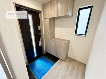 ���ց@�V���[�Y�{�b�N�X�t���Ȃ̂ŁA���ւ��Еt�����|�������₷���ł��I
�X�b�L���������ւŌ˂��J�����u�ԁA�������̂���S�n������Ԃ��o�}���Ă���܂��B