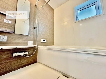 �����@�������������l�̕��͋C�̃o�X���[���́A�����o�Ă��ăo�X�^�C�����[���I
���d���撣���Ă��邲�J���ɂ��D�݂̍���̓����܂����āA�y����ł݂Ă͂������ł��傤���H