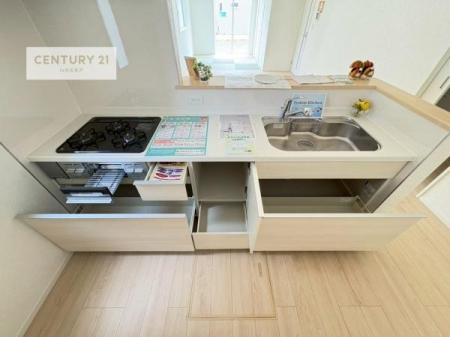 �L�b�`���@���[�X�y�[�X���L�x�ŁA�����X�y�[�X���X�b�L���ƕЕt���Ђ�`�����p�ł��܂��I
���K�ɍ�Ƃ��ł��A�Ǝ��̌����A�b�v�I�����̗���������܂��I