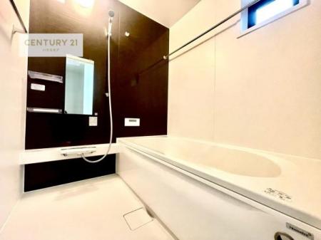 �����@�������������l�̕��͋C�̃o�X���[���́A�����o�Ă��ăo�X�^�C�����[���I
���d���撣���Ă��邲�J���ɂ��D�݂̓����̓����܂����āA�y����ł݂Ă͂������ł��傤���H