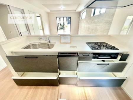 �L�b�`���@���[�X�y�[�X���L�x�ŁA�����X�y�[�X���X�b�L���ƕЕt���Ђ�`�����p�ł��܂��I
���K�ɍ�Ƃ��ł��A�Ǝ��̌����A�b�v�I�����̗���������܂��I