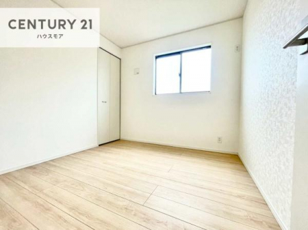 �m���@���邭���ʂ��̗ǂ������ł��B�u�V���v���v�Ƀf�U�C�����ꂽ�����B���R�x�������̂ŉƋ�⃌�C�A�E�g�ł��D�݂̋�Ԃ�n��グ���܂��B�����x�A���n�ɂĂ��m�F���������B