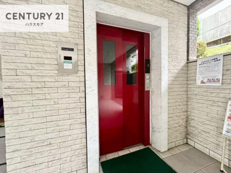 ���̑����p���@�G���x�[�^�[�����ŁA���X�̈ړ������K�B
�����̓��₨�ו��̑������ł��A�X���[�Y�ɂ��A��������܂��I