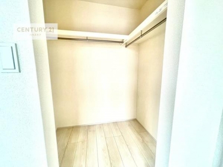 ���[�@�E�H�[�N�C���N���[�[�b�g�t���ł��B��������̂��m���Ȃǂ����[���Ă��������ł��ˁI���ɂ���@�������ȂǋG�ߕ��̑傫�ȉƓd�����[�ł��܂��I