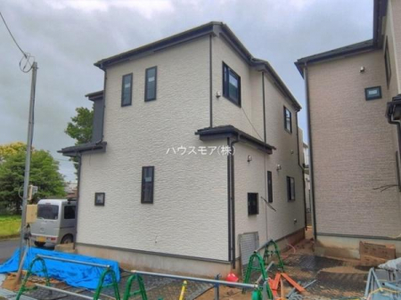 ���ԏ�@���ԃX�y�[�X��2�䕪����܂��I�Z�J���h�J�[�͂������A�o�C�N�⎩�]�ԂȂǂ��u���ꏊ�ɍ���܂���B