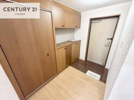 ���ց@�V���[�Y�{�b�N�X�t���Ȃ̂ŁA���ւ��Еt�����|�������₷���ł��I
�X�b�L���������ւŌ˂��J�����u�ԁA�������̂���S�n������Ԃ��o�}���Ă���܂��B