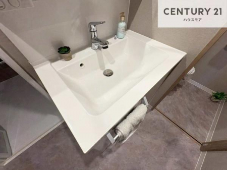 ���ʑ�E���ʏ��@�[�����ʑ�{�E���́A�������˂ɂ����̂ł�����ꂪ�y�X�I���������ۂĂ܂��I
�L���C�Ȑ��ʏ��Ŏ��������̃��`�x�[�V�������オ��܂��ˁI
