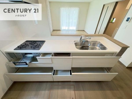 �L�b�`���@���[�X�y�[�X���L�x�ŁA�����X�y�[�X���X�b�L���ƕЕt���Ђ�`�����p�ł��܂��I
���K�ɍ�Ƃ��ł��A�Ǝ��̌����A�b�v�I�����̗���������܂��I