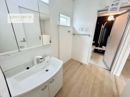 ���ʑ�E���ʏ��@�g�Ȃ�𐮂�����ʏ��́A���������厖�ł��I������̐������̂��镵�͋C�����o�I�C�����悭���g�����������܂��B