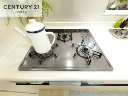 �L�b�`���@�R�����͎O������̂ł������̓����i�s���ł��܂��B
�������O�����t���ł��B�����X�y�[�X���L�X���Ă���׍�Ƃ����₷���I�g�����肪�ǂ��V�X�e���L�b�`���ł��I