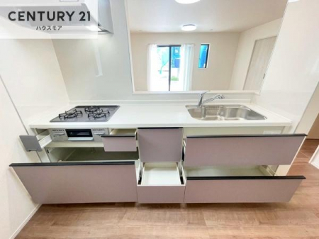�L�b�`���@���[�X�y�[�X���L�x�ŁA�����X�y�[�X���X�b�L���ƕЕt���Ђ�`�����p�ł��܂��I
���K�ɍ�Ƃ��ł��A�Ǝ��̌����A�b�v�I�����̗���������܂��I