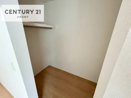 ���[�@�E�H�[�N�C���N���[�[�b�g�t���ł��B��������̂��m���Ȃǂ����[���Ă��������ł��ˁI���ɂ���@�������ȂǋG�ߕ��̑傫�ȉƓd�����[�ł��܂��I