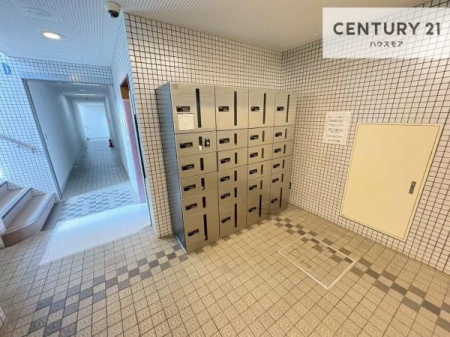 ���̑����p���@��z�{�b�N�X�����Ȃ̂ŕs�ݎ��ł��ו��̎󂯎�肪�ł��A�Z�����������T�|�[�g�B�Ĕz�B�̎�Ԃ��Ȃ��A���S�E�֗��ȕ�炵���������܂��B