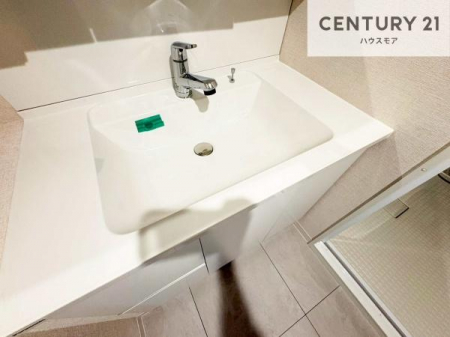 ���ʑ�E���ʏ��@�[�����ʑ�{�E���́A�������˂ɂ����̂ł�����ꂪ�y�X�I���������ۂĂ܂��I
�L���C�Ȑ��ʏ��Ŏ��������̃��`�x�[�V�������オ��܂��ˁI