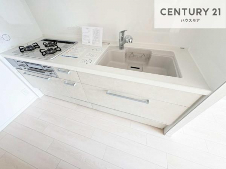 �L�b�`���@�Ǖt���L�b�`���Ȃ�ł͂̌����I�ȓ����ƁA��Ƃ肠���Ƒ��������@�\�I�ȃL�b�`���X�y�[�X�B�����̂����������K�ɂ͂��ǂ�܂��B