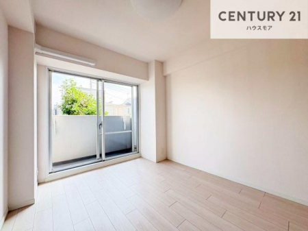�m���@�o���R�j�[�ɖʂ��Ă���m���ł��B���邭�����肪����A���C����������ł��܂��I���N���āA�O�ɏo�Ĕw�L�т����[�ċz�����ǂ������}������邱�Ƃ��ł��܂��B