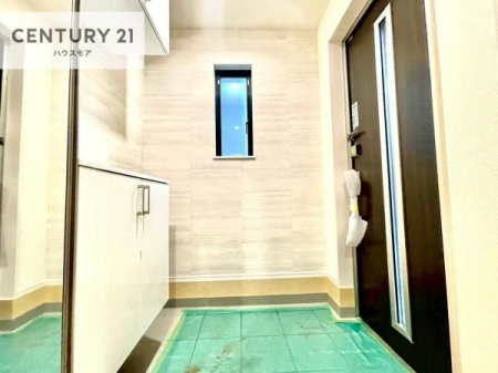 ���ց@�~���[�t���V���[�Y�{�b�N�X�t���Ȃ̂ŁA���ւ��Еt�����|�������₷���ł��I
�X�b�L���������ւŌ˂��J�����u�ԁA�������̂���S�n������Ԃ��o�}���Ă���܂��B
