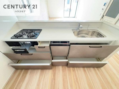 �L�b�`���@���[�X�y�[�X���L�x�ŁA�����X�y�[�X���X�b�L���ƕЕt���Ђ�`�����p�ł��܂��I
���K�ɍ�Ƃ��ł��A�Ǝ��̌����A�b�v�I�����̗���������܂��I