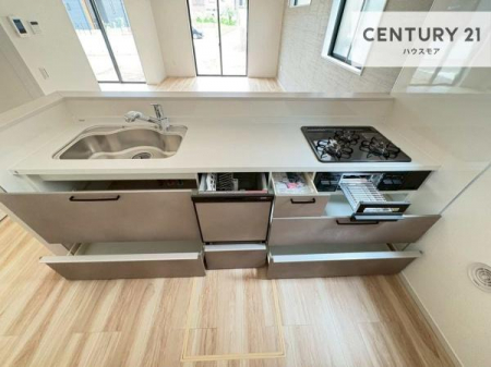 �L�b�`���@���[�X�y�[�X���L�x�ŁA�����X�y�[�X���X�b�L���ƕЕt���Ђ�`�����p�ł��܂��I
���K�ɍ�Ƃ��ł��A�Ǝ��̌����A�b�v�I�����̗���������܂��I