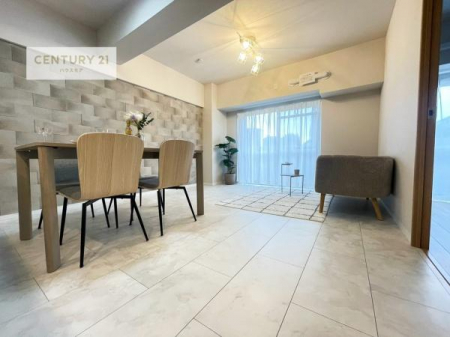 ���r���O�@�傫�ȑ����炽���Ղ�̗z���������閾�邢���r���O�B�J�����̂��郊�r���O�ŉƑ��c���̂��났�̎��Ԃ��߂����܂��I