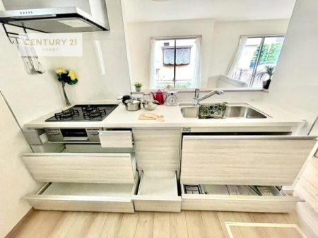 �L�b�`���@���[�X�y�[�X���L�x�ŁA�����X�y�[�X���X�b�L���ƕЕt���Ђ�`�����p�ł��܂��I
���K�ɍ�Ƃ��ł��A�Ǝ��̌����A�b�v�I�����̗���������܂��I