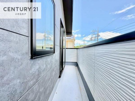 �o���R�j�[�@�z������̗ǂ��o���R�j�[�ŁA�����󕨂��悭���������ł��ˁI
���V�C�̗ǂ����ɂ̓o���R�j�[�֏o�ă��t���b�V������̂��C�����悳�����ł��B