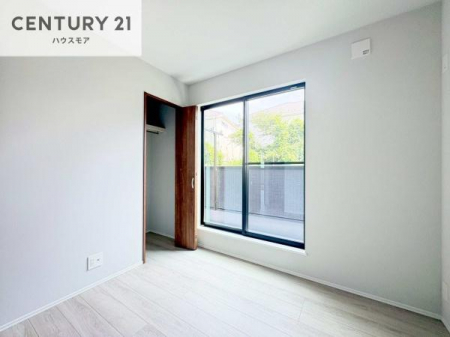 �m���@�V���v���Ƀf�U�C������Ă��邽�߁A�Ƌ��I�т܂���I
���C�ɓ���̉Ƌ��u���Ă��낰���Ԃ���邱�Ƃ��ł��܂��B
