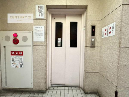 ���̑����p���@�G���x�[�^�[�����ŁA���X�̈ړ������K�B
�����̓��₨�ו��̑������ł��A�X���[�Y�ɂ��A��������܂��I