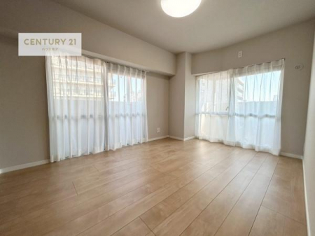 �Q���@�o���R�j�[�ɖʂ��Ă���m���ł��B���邭�����肪����A���C����������ł��܂��I���N���āA�O�ɏo�Ĕw�L�т����[�ċz�����ǂ������}������邱�Ƃ��ł��܂��B