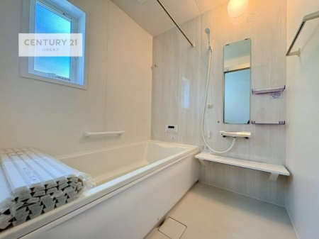 �����@�������������l�̕��͋C�̃o�X���[���́A�����o�Ă��ăo�X�^�C�����[���I
���d���撣���Ă��邲�J���ɂ��D�݂̍���̓����܂����āA�y����ł݂Ă͂������ł��傤���H