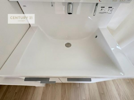 ���ʑ�E���ʏ��@�[�����ʑ�{�E���́A�������˂ɂ����̂ł�����ꂪ�y�X�I���������ۂĂ܂��I
�L���C�Ȑ��ʏ��Ŏ��������̃��`�x�[�V�������オ��܂��ˁI