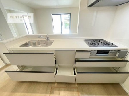 �L�b�`���@���[�X�y�[�X���L�x�ŁA�����X�y�[�X���X�b�L���ƕЕt���Ђ�`�����p�ł��܂��I
���K�ɍ�Ƃ��ł��A�Ǝ��̌����A�b�v�I�����̗���������܂��I