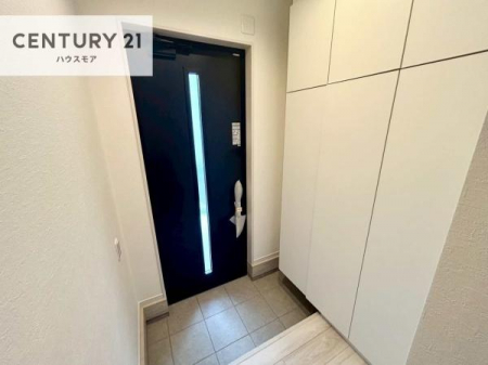 ���ց@�V���[�Y�{�b�N�X�t���Ȃ̂ŁA���ւ��Еt�����|�������₷���ł��I
�X�b�L���������ւŌ˂��J�����u�ԁA�������̂���S�n������Ԃ��o�}���Ă���܂��B